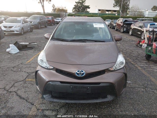 Toyota Prius V Two 2017 JTDZN3EU4HJ056759 Image 12