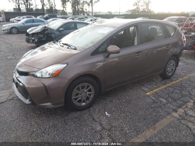 Toyota Prius V Two 2017 JTDZN3EU4HJ056759 Image 2