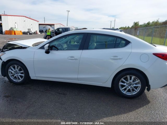 3MZBM1W73GM267533 Mazda Mazda3 I Touring