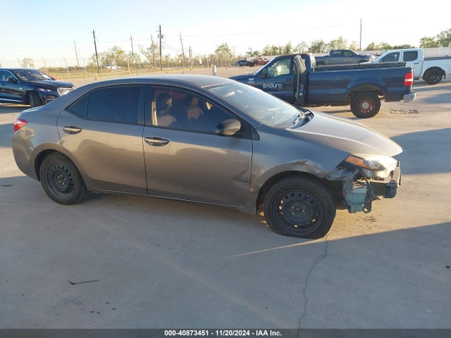 Toyota COROLLA LE 2018 5YFBURHE2JP751268 Image 13