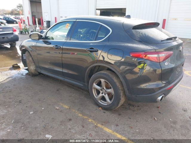 2021 ALFA ROMEO STELVIO ZASPAKANXM7D08119 Photo 2