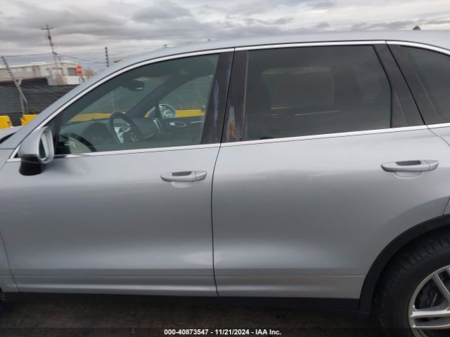 WP1AA2A2XGKA37700 Porsche Cayenne