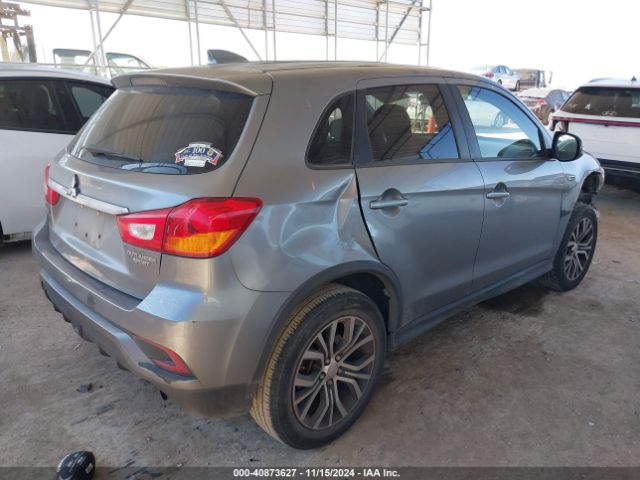 2018 MITSUBISHI OUTLANDER SPORT JA4AP3AU6JZ032719 Photo 3