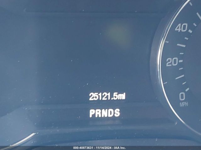 5LMCJ3D92KUL17335 Lincoln Mkc Reserve