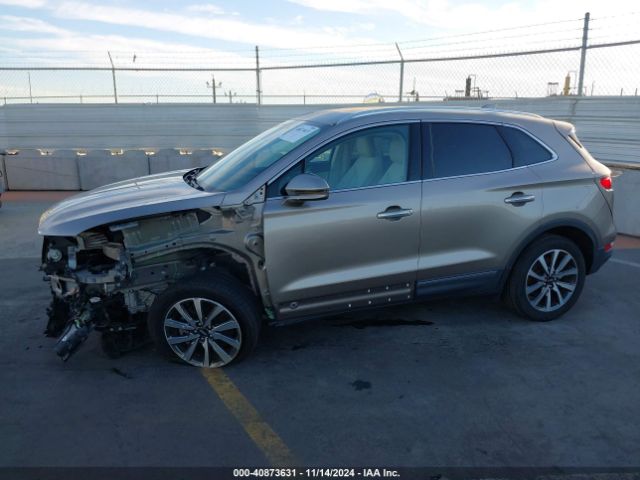 5LMCJ3D92KUL17335 Lincoln Mkc Reserve