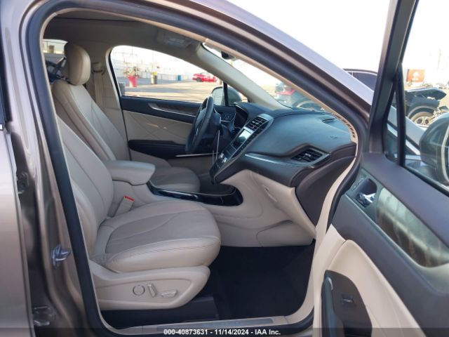5LMCJ3D92KUL17335 Lincoln Mkc Reserve