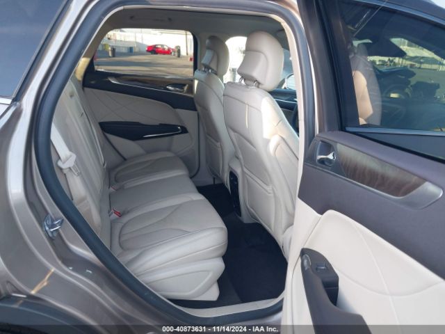 5LMCJ3D92KUL17335 Lincoln Mkc Reserve