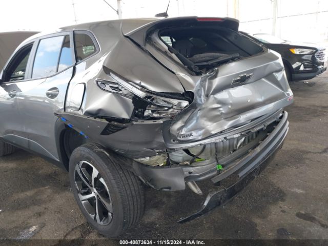 KL77LGE28RC019798 Chevrolet Trax Fwd 1rs