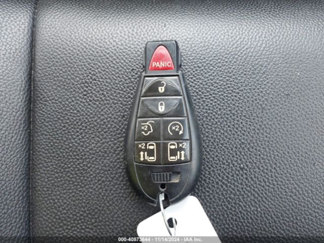 2C4RDGCG7JR341836 Dodge Grand Caravan Sxt