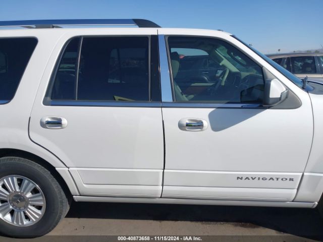 5LMJJ2J50EEL08778 Lincoln Navigator