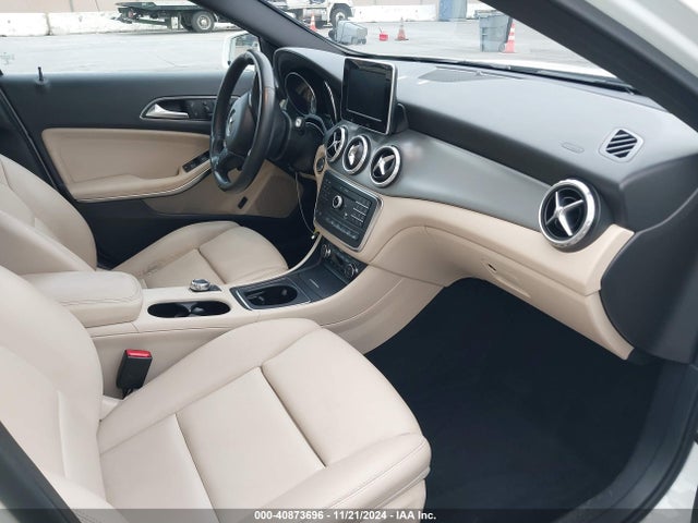 WDCTG4GB3HJ334739 Mercedes-Benz GLA 250 4M