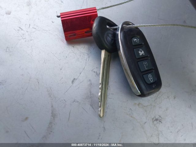 JTDKDTB34G1123228 Toyota Prius C One