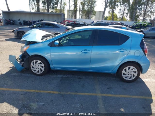JTDKDTB34G1123228 Toyota Prius C One