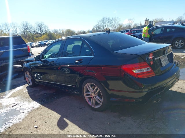WDDGF8AB2ER316150 Mercedes-Benz C 300 Luxury 4matic/sport 4matic