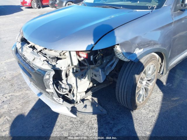 JA4AD3A37HZ021903 Mitsubishi Outlander Se