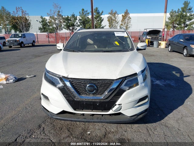 JN1BJ1CV8MW323429 Nissan Rogue Sport Sl Fwd Xtronic Cvt