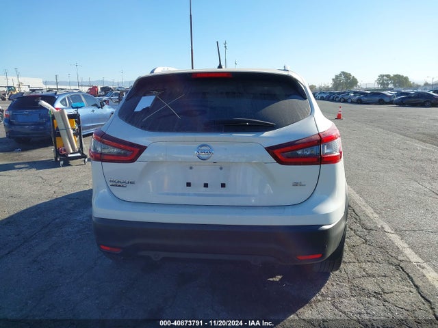 JN1BJ1CV8MW323429 Nissan Rogue Sport Sl Fwd Xtronic Cvt