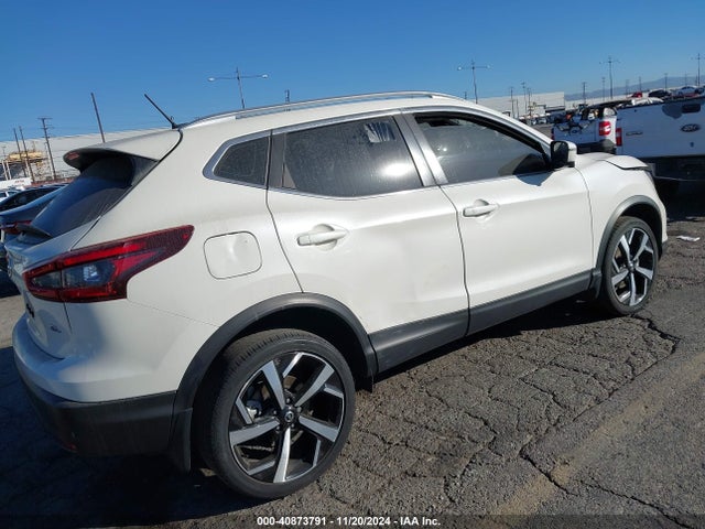 JN1BJ1CV8MW323429 Nissan Rogue Sport Sl Fwd Xtronic Cvt