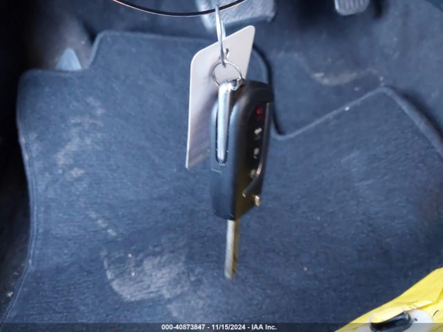 JTDEPMAE8MJ166009 Toyota COROLLA LE