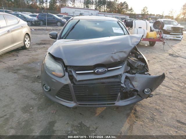 1FADP3J25EL378356 Ford Focus Titanium