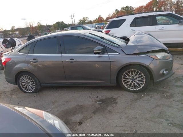 1FADP3J25EL378356 Ford Focus Titanium