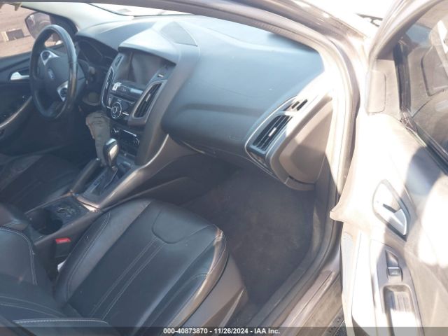 1FADP3J25EL378356 Ford Focus Titanium