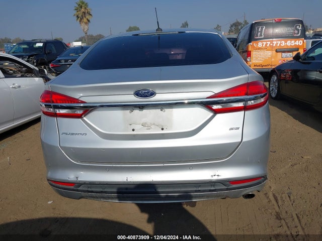 3FA6P0H77JR188742 Ford FUSION SE