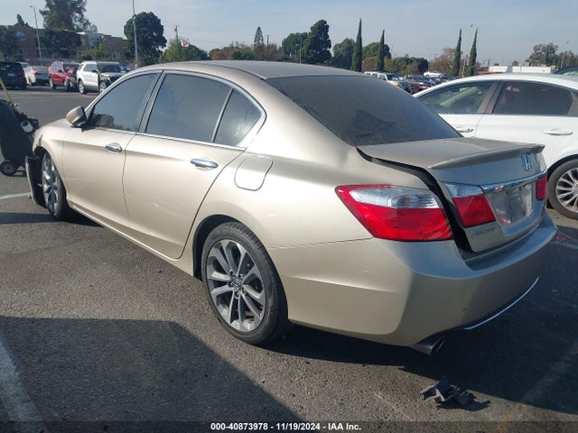 Honda Accord Sport 2015 1HGCR2F52FA136121 Image 3