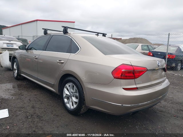 1VWAT7A36GC019753 Volkswagen Passat 1.8t S