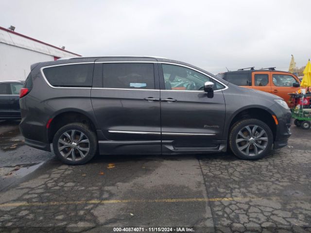 2C4RC1GG1KR609369 Chrysler Pacifica Limited