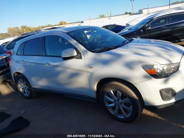 4A4AP3AU5FE001586 Mitsubishi Outlander Sport Es