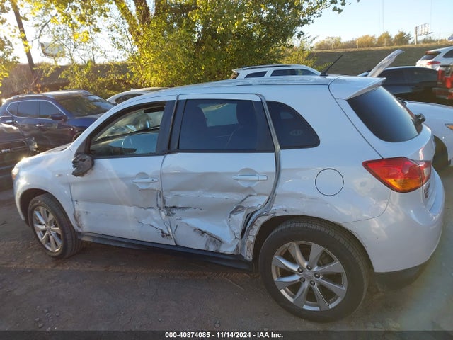 4A4AP3AU5FE001586 Mitsubishi Outlander Sport Es