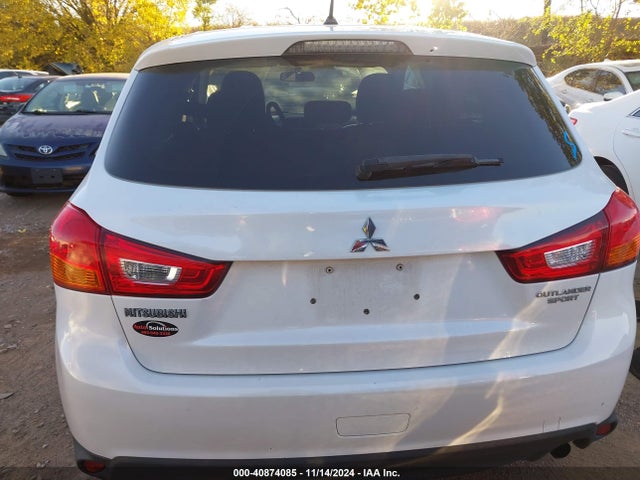 4A4AP3AU5FE001586 Mitsubishi Outlander Sport Es