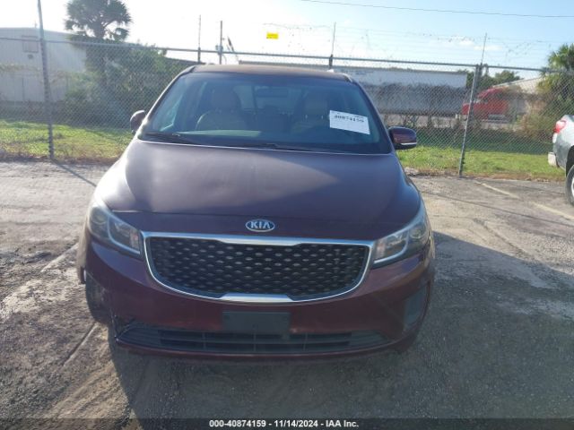 KNDMB5C14H6267437 KIA SEDONA LX