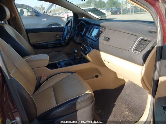 KNDMB5C14H6267437 KIA SEDONA LX