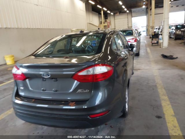 3FADP4BJ9JM127232 Ford FIESTA SE