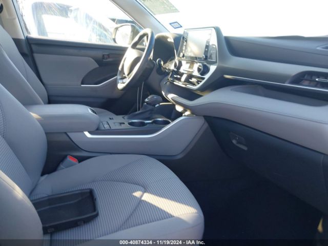 5TDZZRAHXMS517086 Toyota Highlander Le