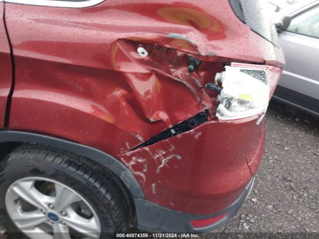 1FMCU9GX8GUB28820 Ford ESCAPE SE