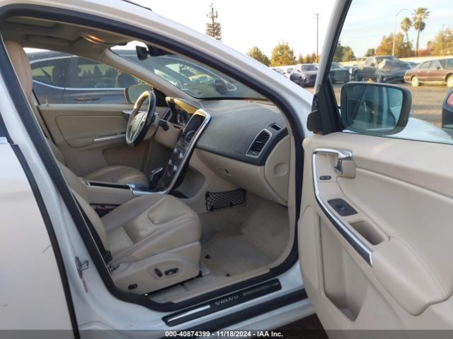 YV440MDKXG2832381 Volvo Xc60 T5 Drive-e Premier