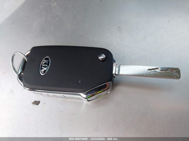 3KPF34AD3KE135266 KIA FORTE S