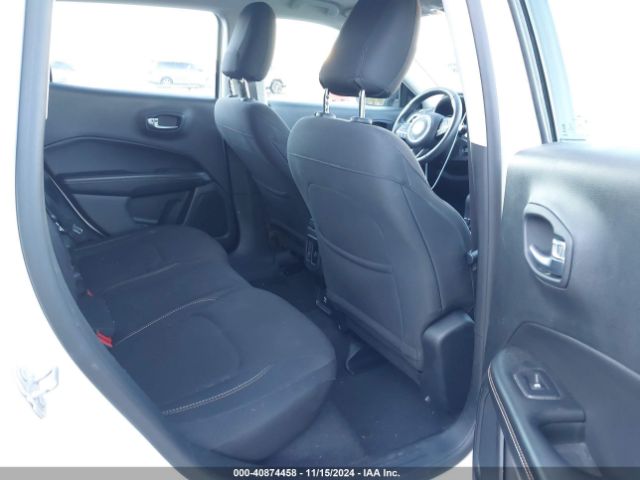 3C4NJCAB8JT330199 Jeep Compass Sport Fwd