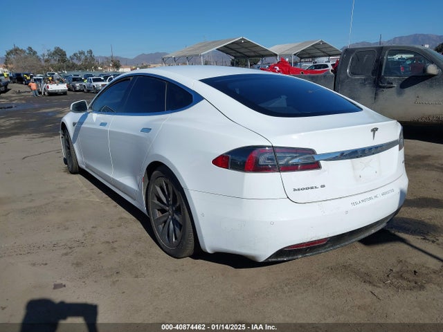 2016 TESLA MODEL S 5YJSA1E21GF142441 Photo 2