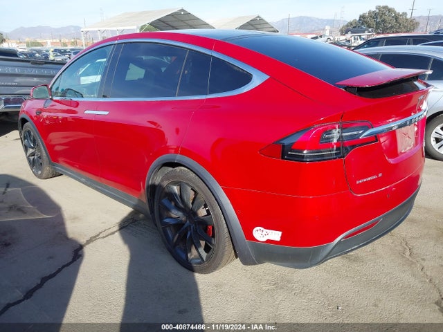 2016 TESLA MODEL X 5YJXCBE40GF030043 Photo 2