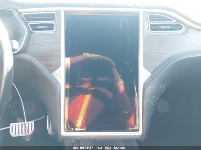 Tesla Model X 75d/p100d/p90d 2016 5YJXCBE44GF003251 Image 18
