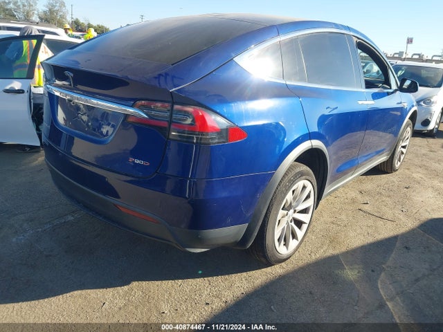 2016 TESLA MODEL X 5YJXCBE44GF003251 Photo 3