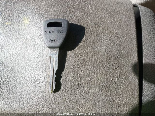 2003 ACURA RL JH4KA96563C001510 Photo 10