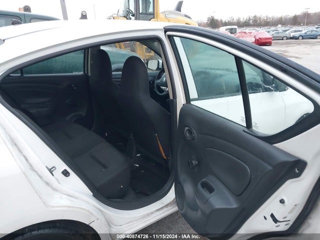 Nissan Versa 1.6 S+ 2016 3N1CN7AP1GL854529 Image 8