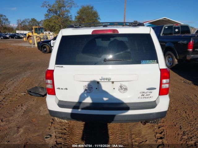 1C4NJPFA2ED698557 Jeep Patriot Latitude