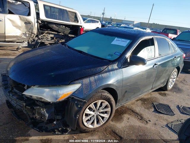 Toyota CAMRY LE 2015 4T4BF1FK8FR481530 Image 2