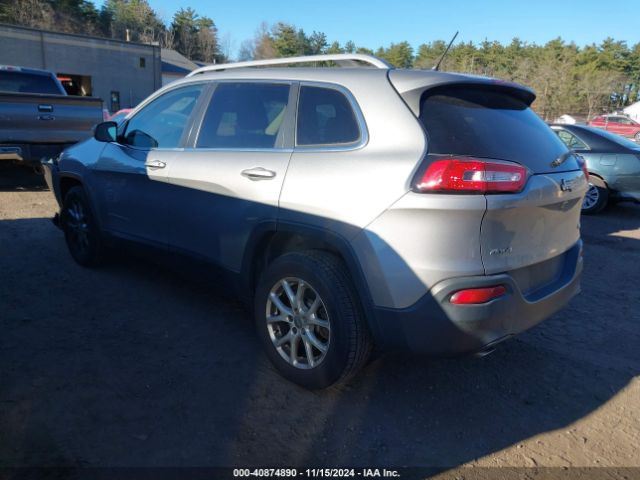 1C4PJMCB8FW744399 Jeep Cherokee Latitude